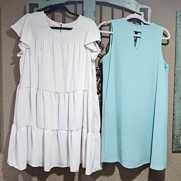 2 Medium Spring/Summer Knee Length Dresses - Picture 1 of 14